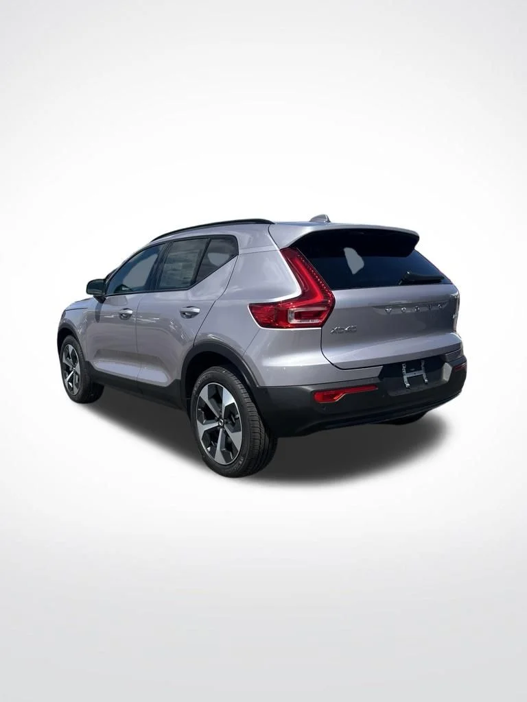 New 2026 Aurora Silver Volvo Plus image 3