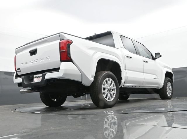 New 2026 Ice Cap Toyota SR5 image 24