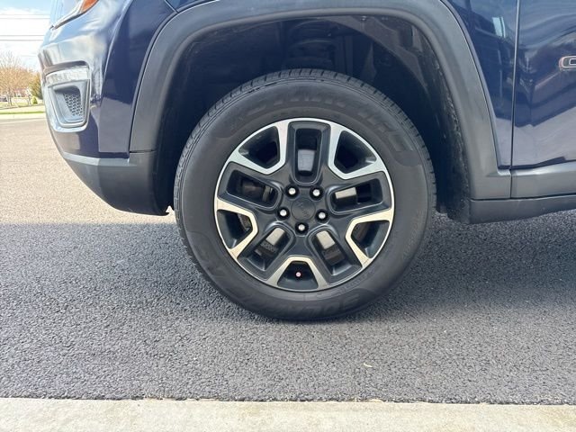 Used 2019 Blue Jeep Trailhawk image 8