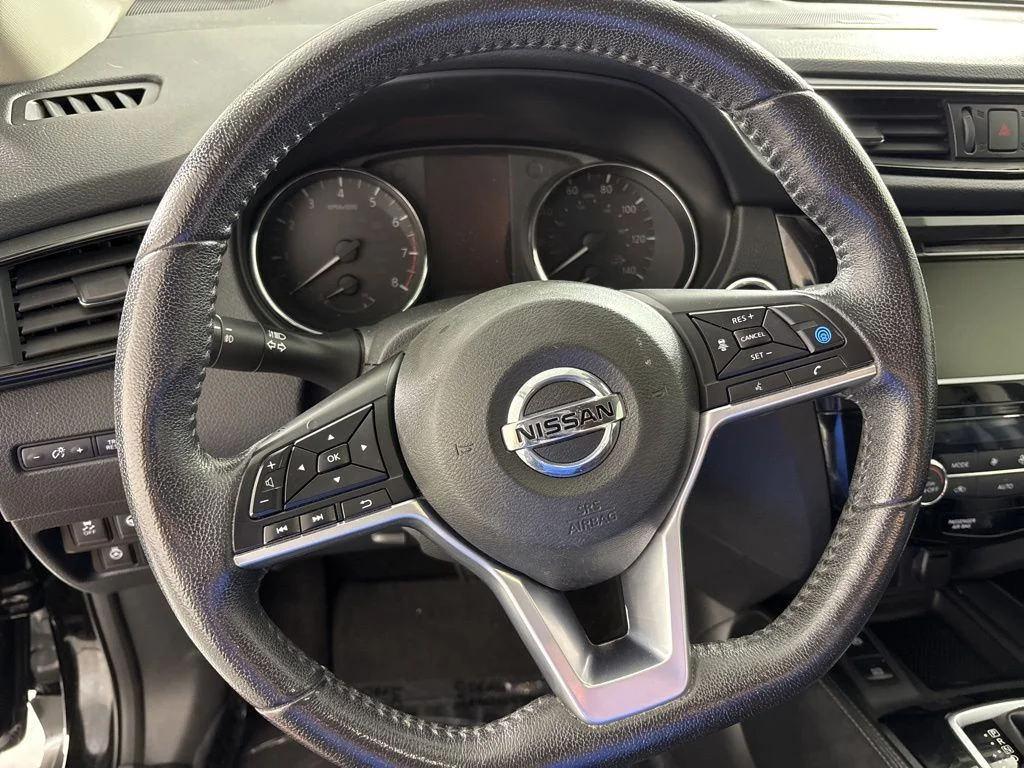 Used 2019 Black Nissan SL image 30