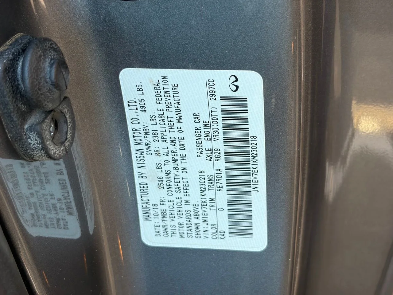 Used 2019 Graphite Shadow INFINITI 3.0t Luxe image 9