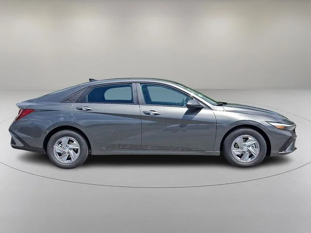 New 2026 Gray Hyundai SE image 8