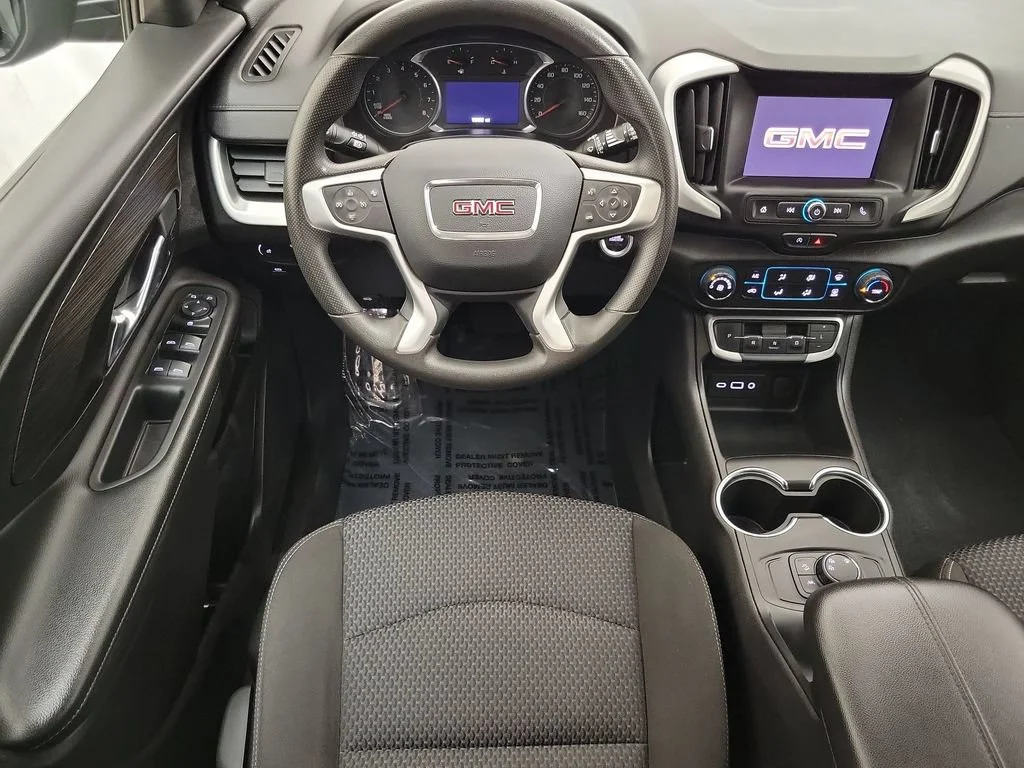 2024 GMC Terrain SLE - Photo 12