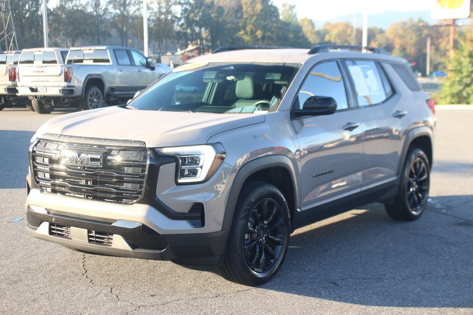 Used 2026 Riverstone Metallic GMC Elevation image 3