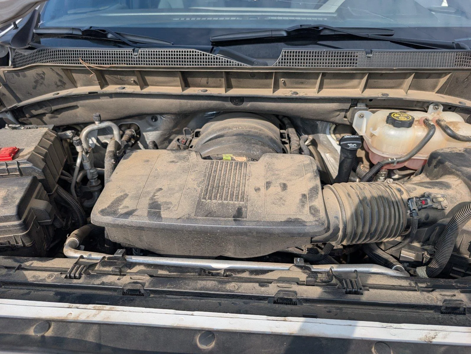 Used 2023 SUMMIT WHITE Chevrolet LT image 14