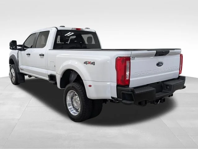 New 2026 Oxford White Ford F-450® XL image 61