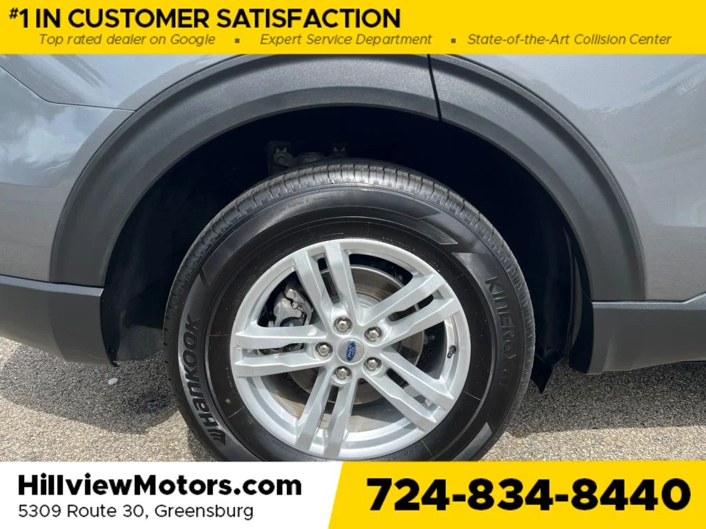 Used 2023 Gray Metallic Ford XLT image 11