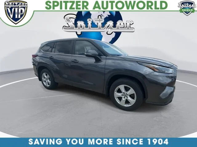 Used 2023 Gray Toyota LE image 2
