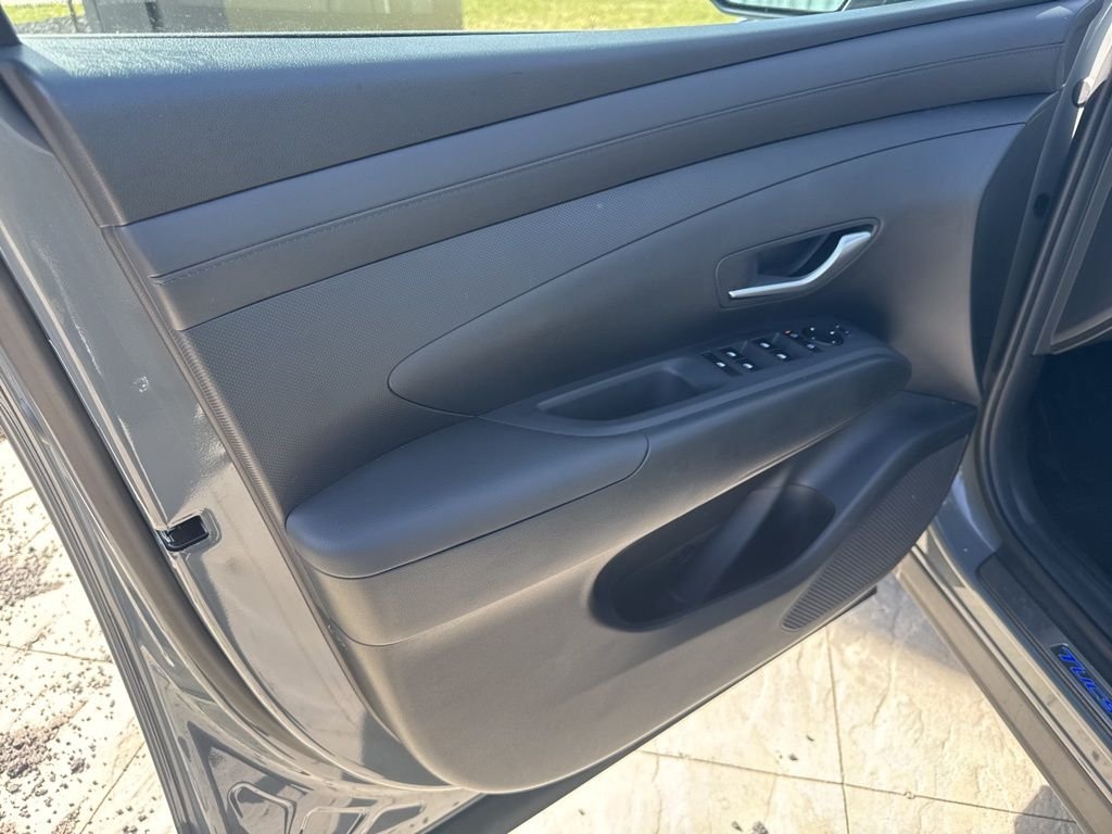 Used 2026 Gray Hyundai SE image 15