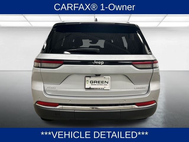 Used 2024 Silver Jeep Laredo X image 4