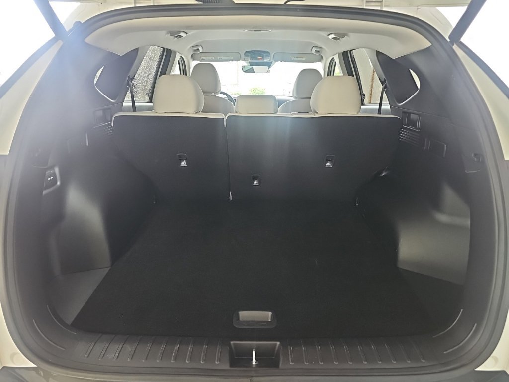 Certified Used 2026 White Hyundai SEL image 33