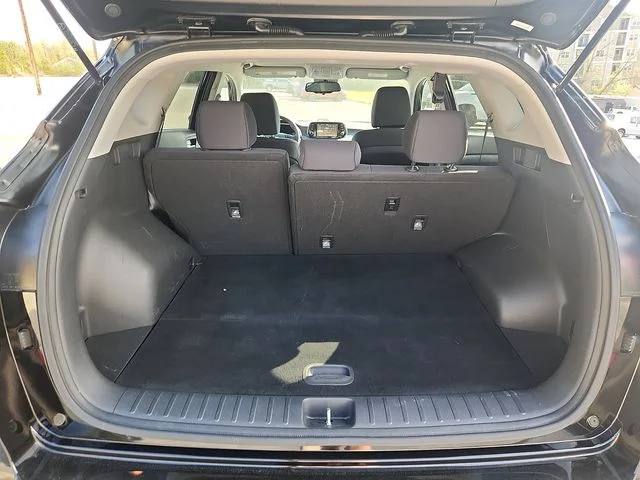 Used 2021 Black Hyundai SEL image 28