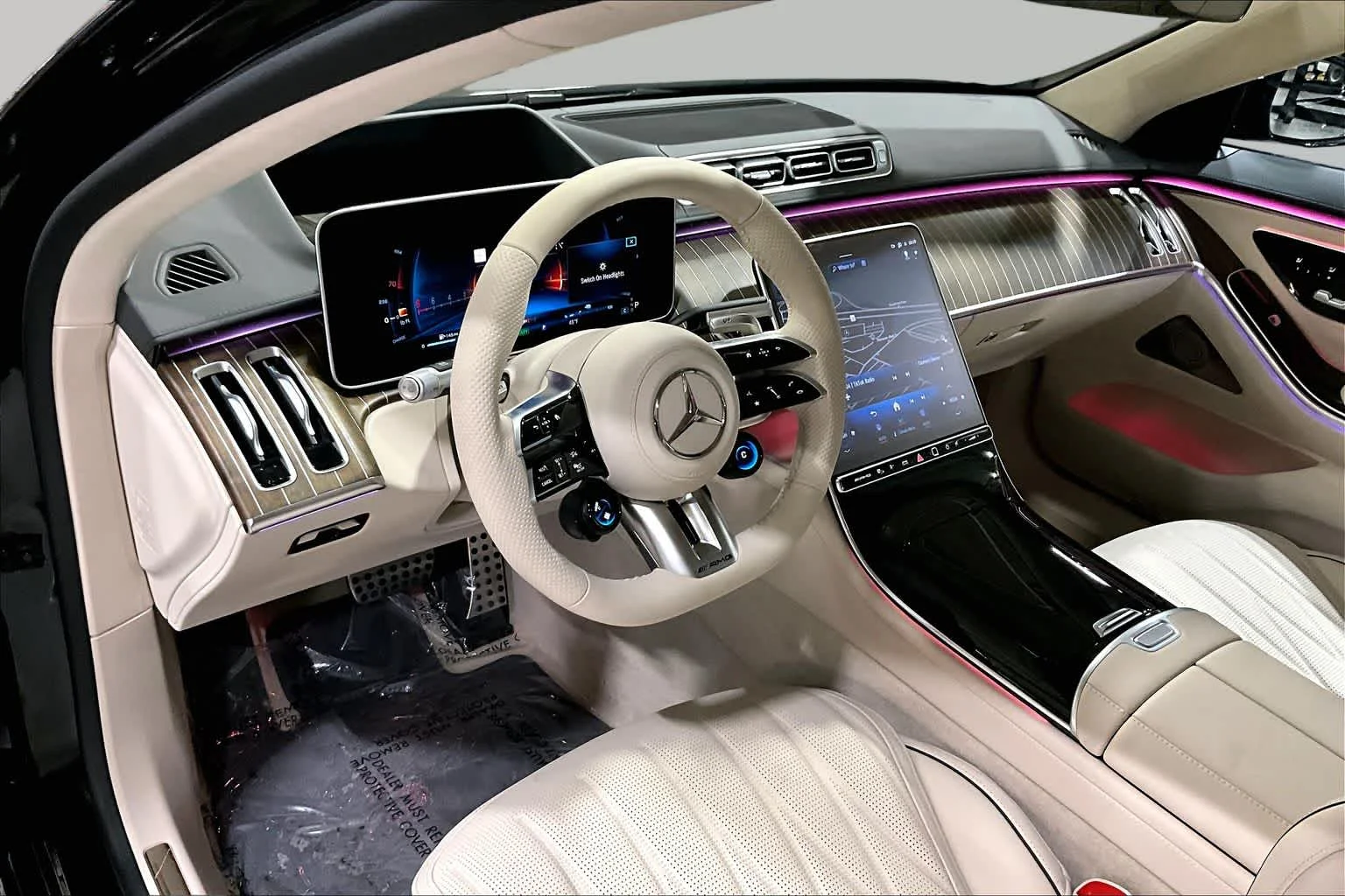 2025 Mercedes-Benz S-Class S 63 - Photo 10