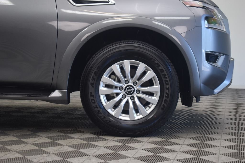 Used 2023 Gray Nissan SV image 26