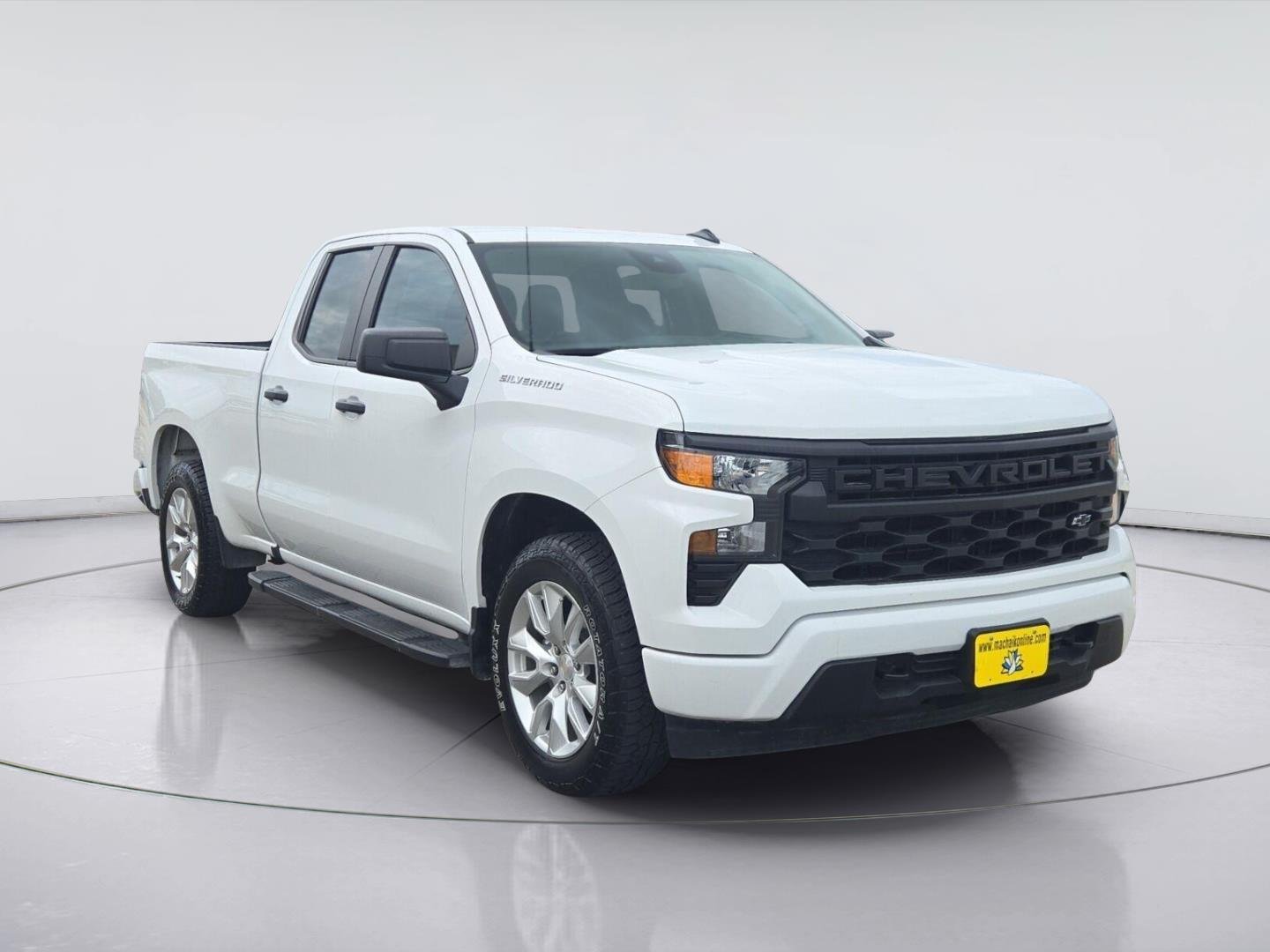 Used 2024 Summit White Chevrolet Custom image 7
