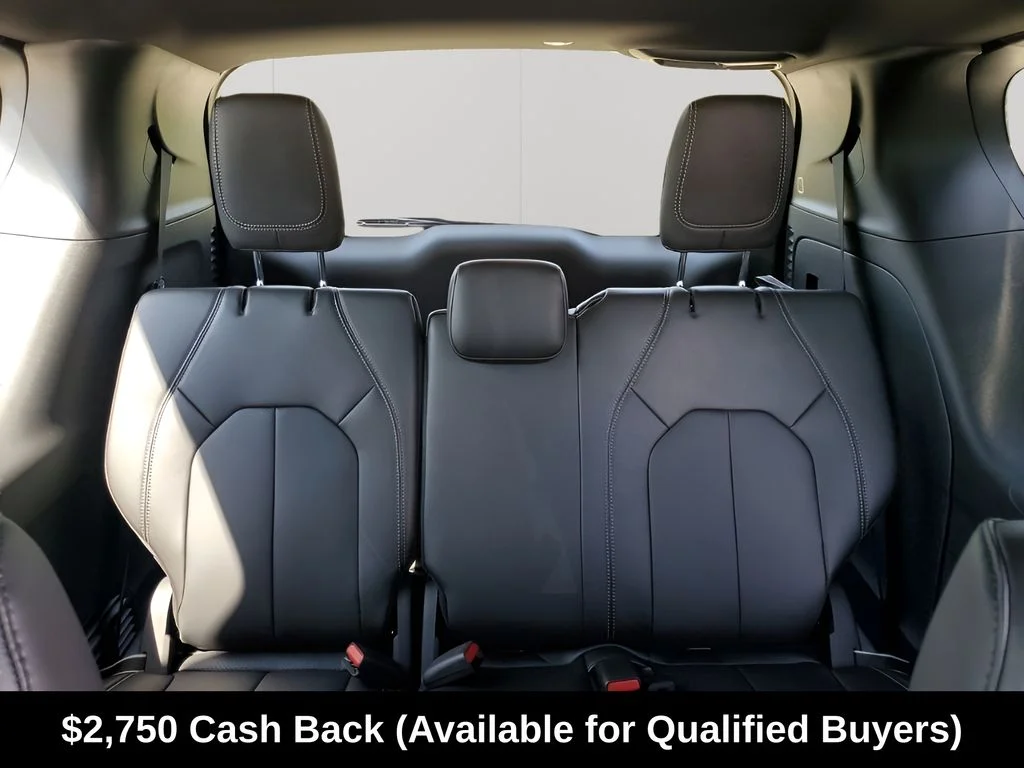 2026 Chrysler Voyager LX - Photo 23