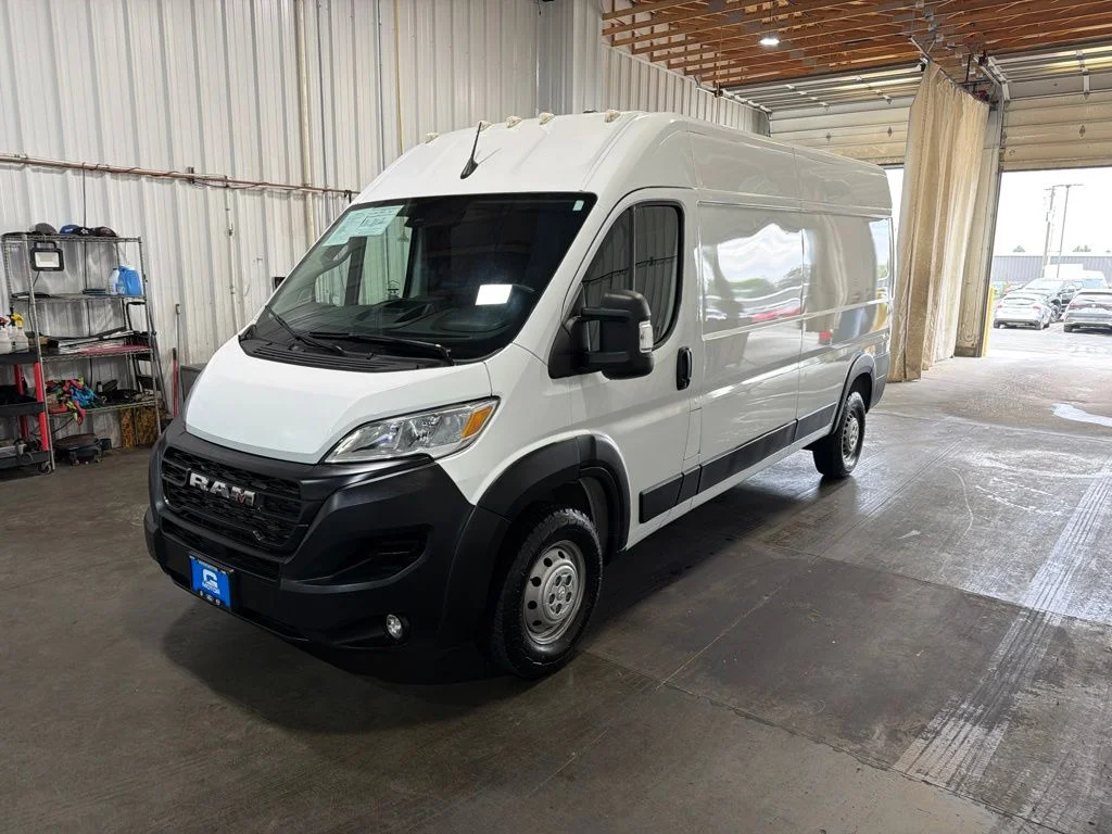 Used 2025 White Ram High Roof image 4