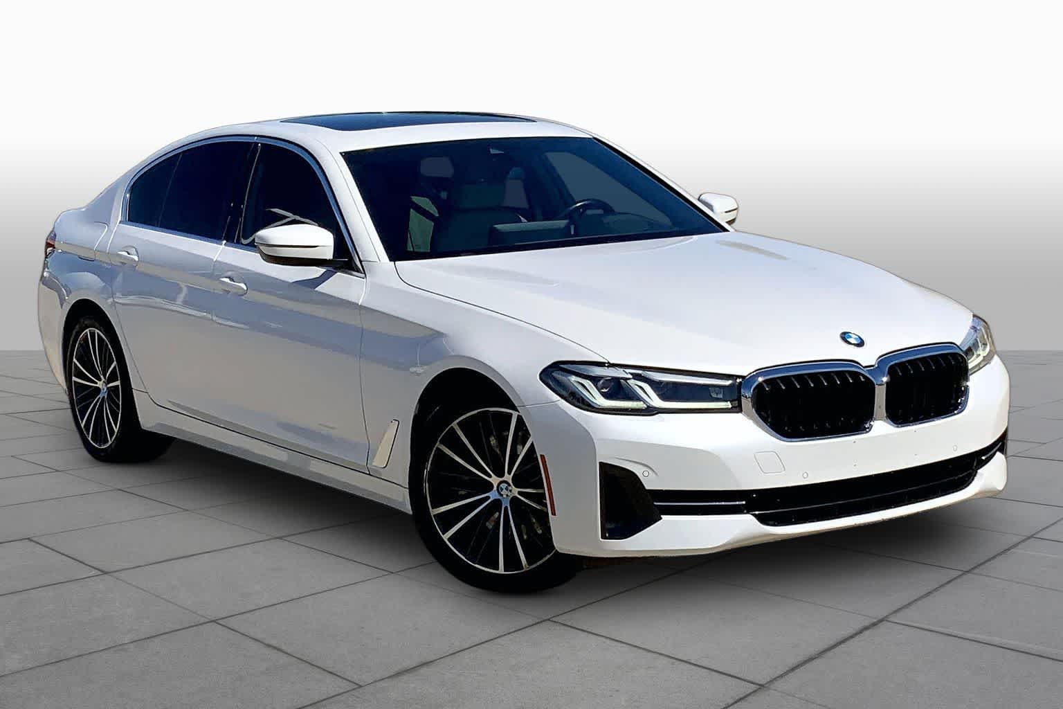 Used 2022 Mineral White Metallic BMW 540i image 3