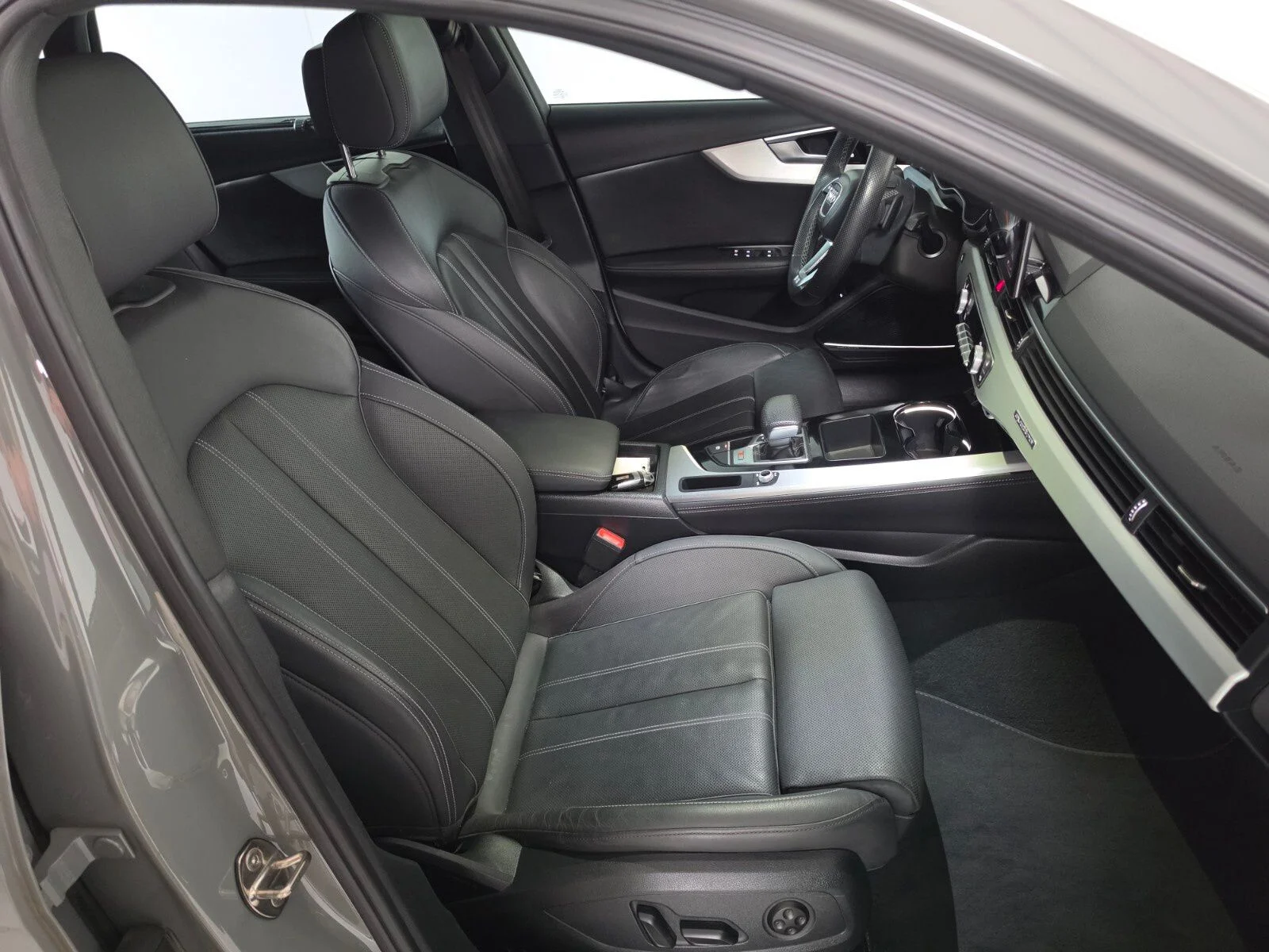2021 Audi S4 Premium Plus - Photo 24