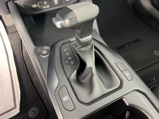 New 2026  Kia LXS image 24