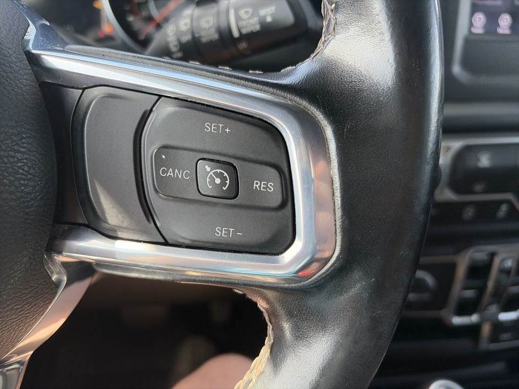 Used 2021 Gray Jeep Unlimited Sahara image 21