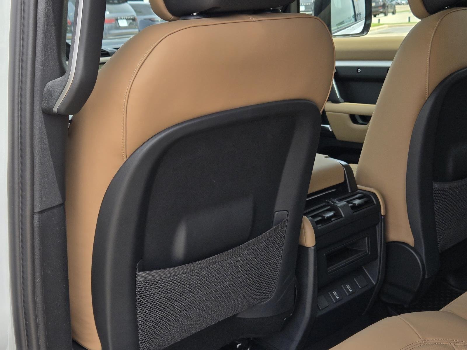 New 2026 Fuji White Land Rover S image 32