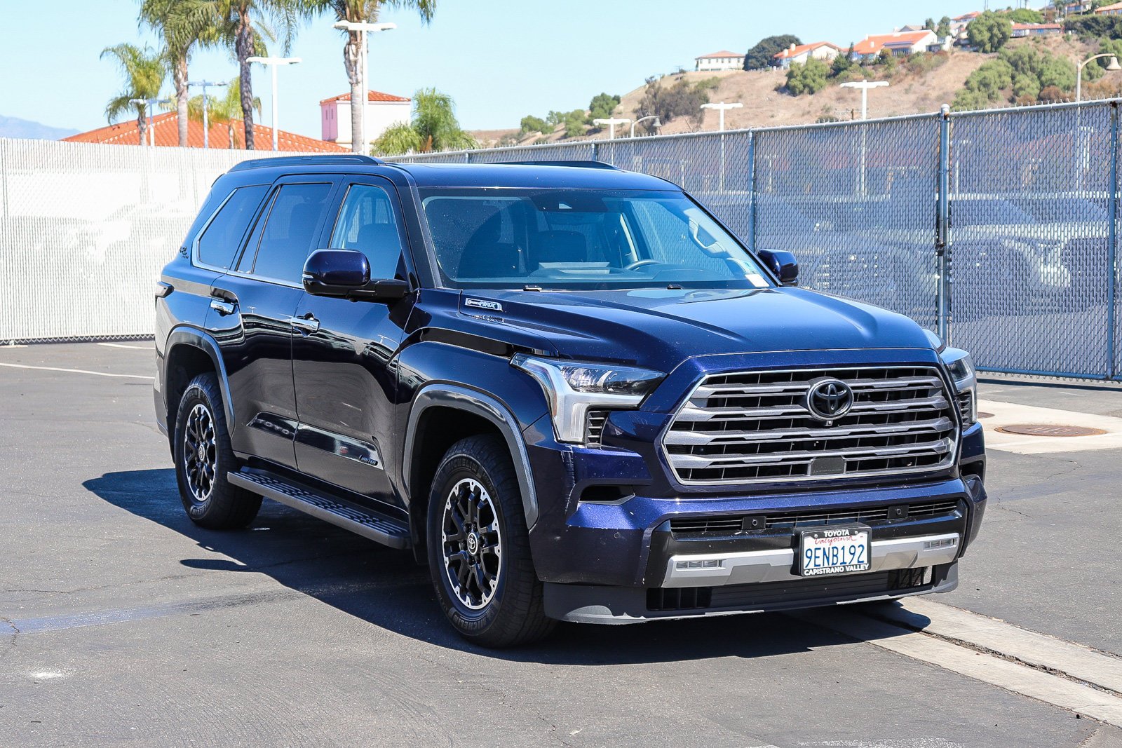 Certified Used 2023  Toyota Limited image 3