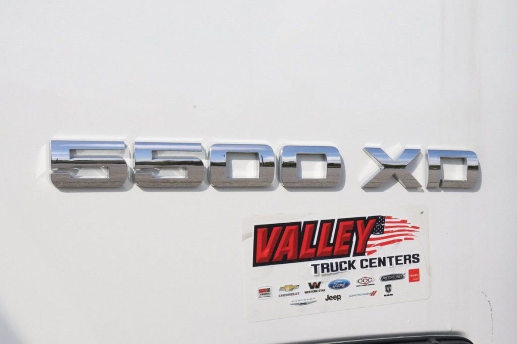 2023 Chevrolet Silverado 5500XD - Photo 20