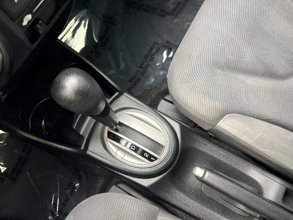 Used 2011  Honda Base image 64