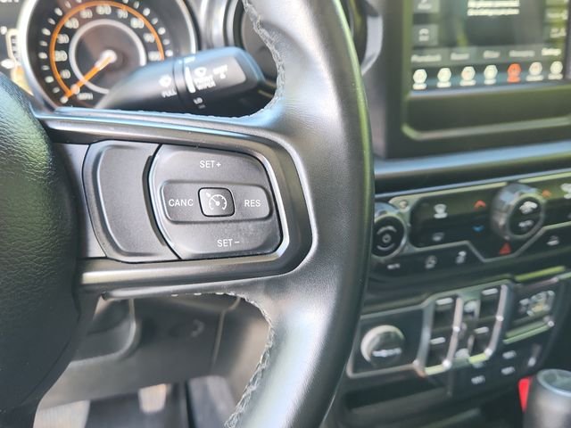 Used 2022 White Jeep Sport image 17