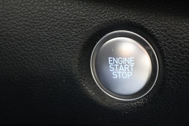 Used 2023 Gray Hyundai SEL image 17
