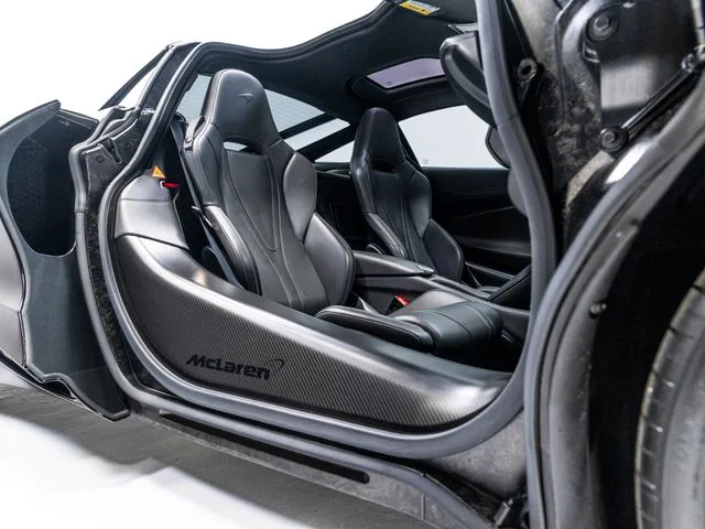Used 2018 Gray McLaren Base image 35