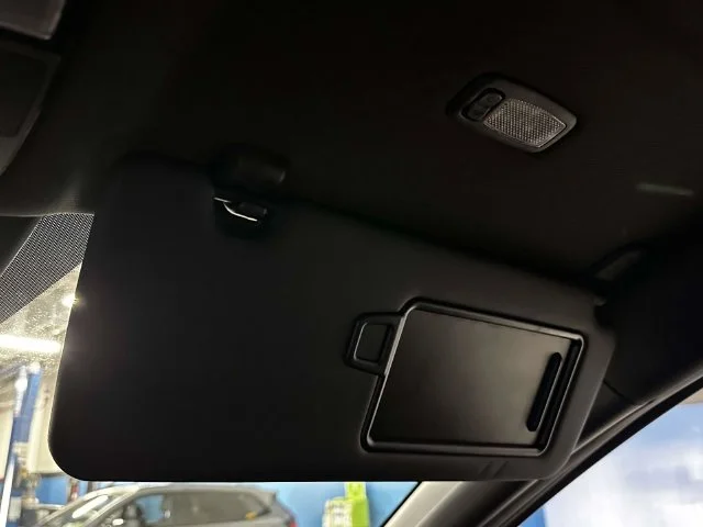 Used 2022 Ice White Hyundai SEL image 26