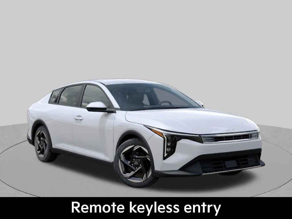 2025 Kia K4 EX - Photo 10