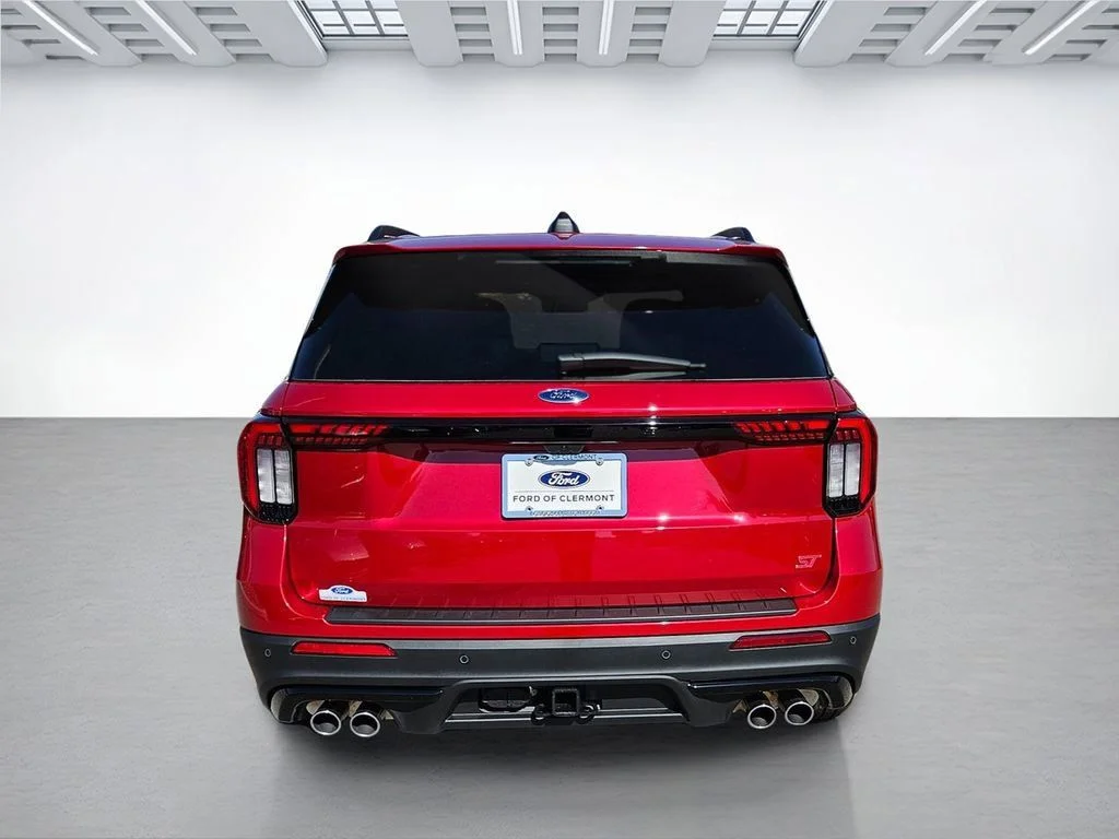 New 2026 Rapid Red Metallic Tinted Clearcoat Ford ST image 6