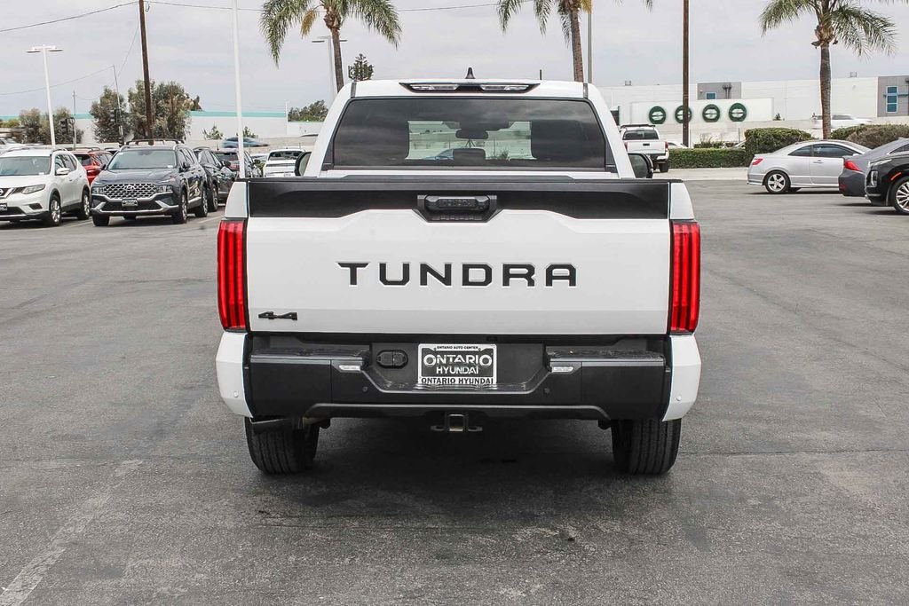2025 Toyota Tundra SR5 - Photo 8