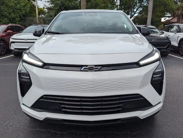 New 2027 Summit White Chevrolet LT image 2