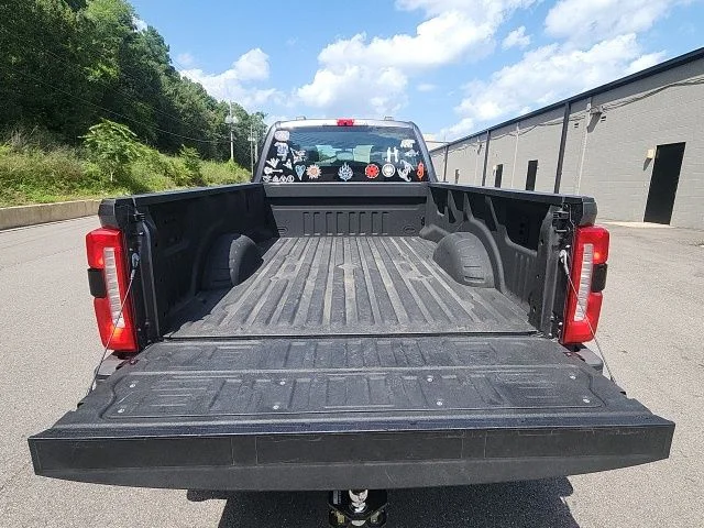 Used 2025 Gray Ford XL image 4