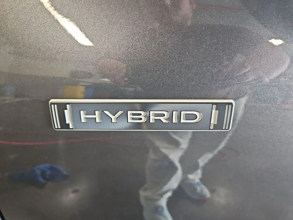 New 2026 MAGNETITE GRAY PEARL Subaru Limited Hybrid image 22