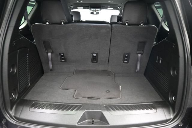 Used 2024 Gray Chevrolet LT image 17