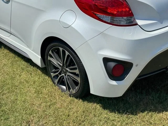 Used 2016 White Hyundai Turbo image 20
