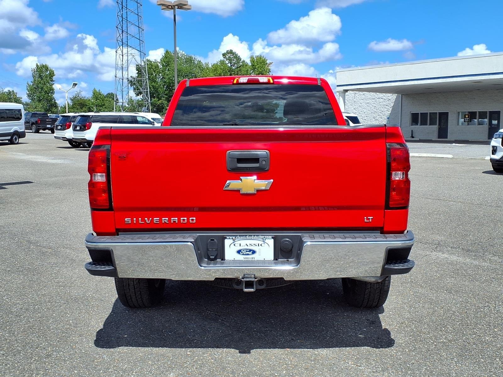 Used 2017 Red Hot Chevrolet LT image 9