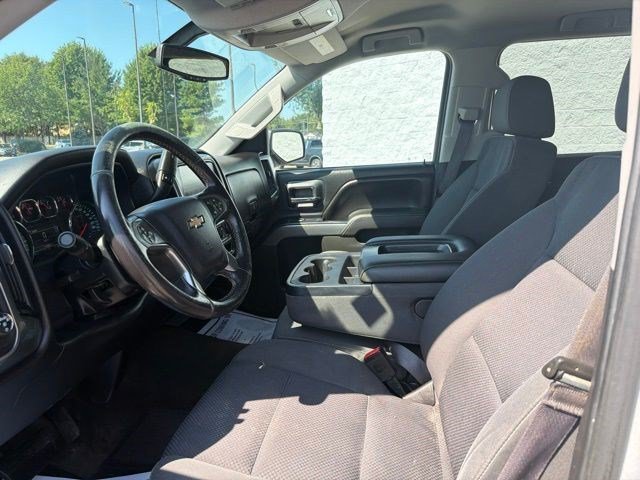 Used 2016 Silver Ice Metallic Chevrolet LT image 12