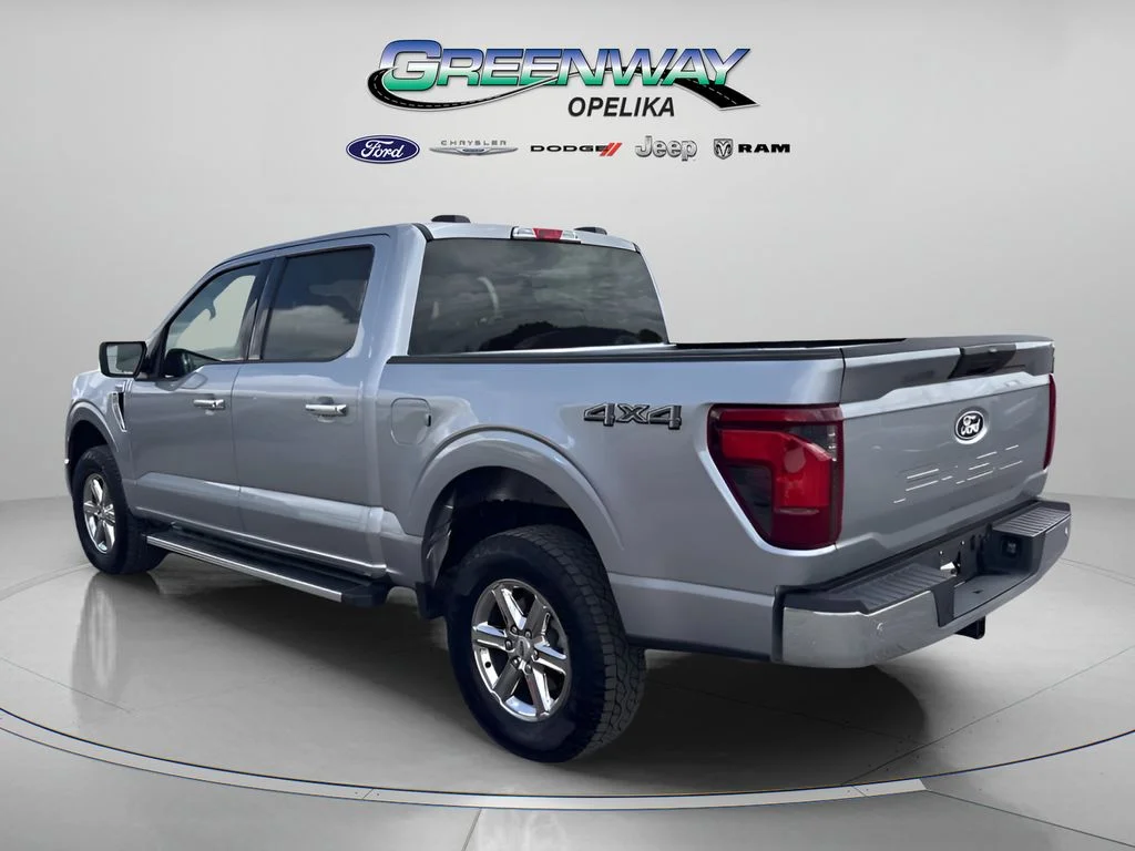 Used 2025 Silver Metallic Ford XLT image 5