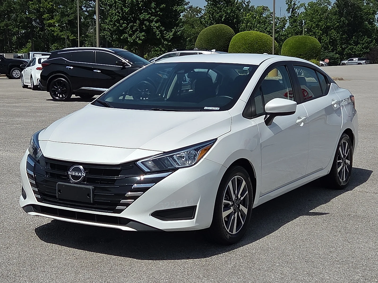 Used 2024 Aspen White Tricoat Nissan SV image 2