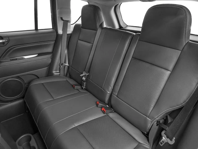 Used 2016 Granite Crystal Metallic Clearcoat Jeep High Altitude Edition image 19