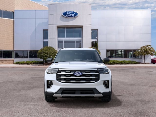 New 2027 White Metallic Ford Active image 3