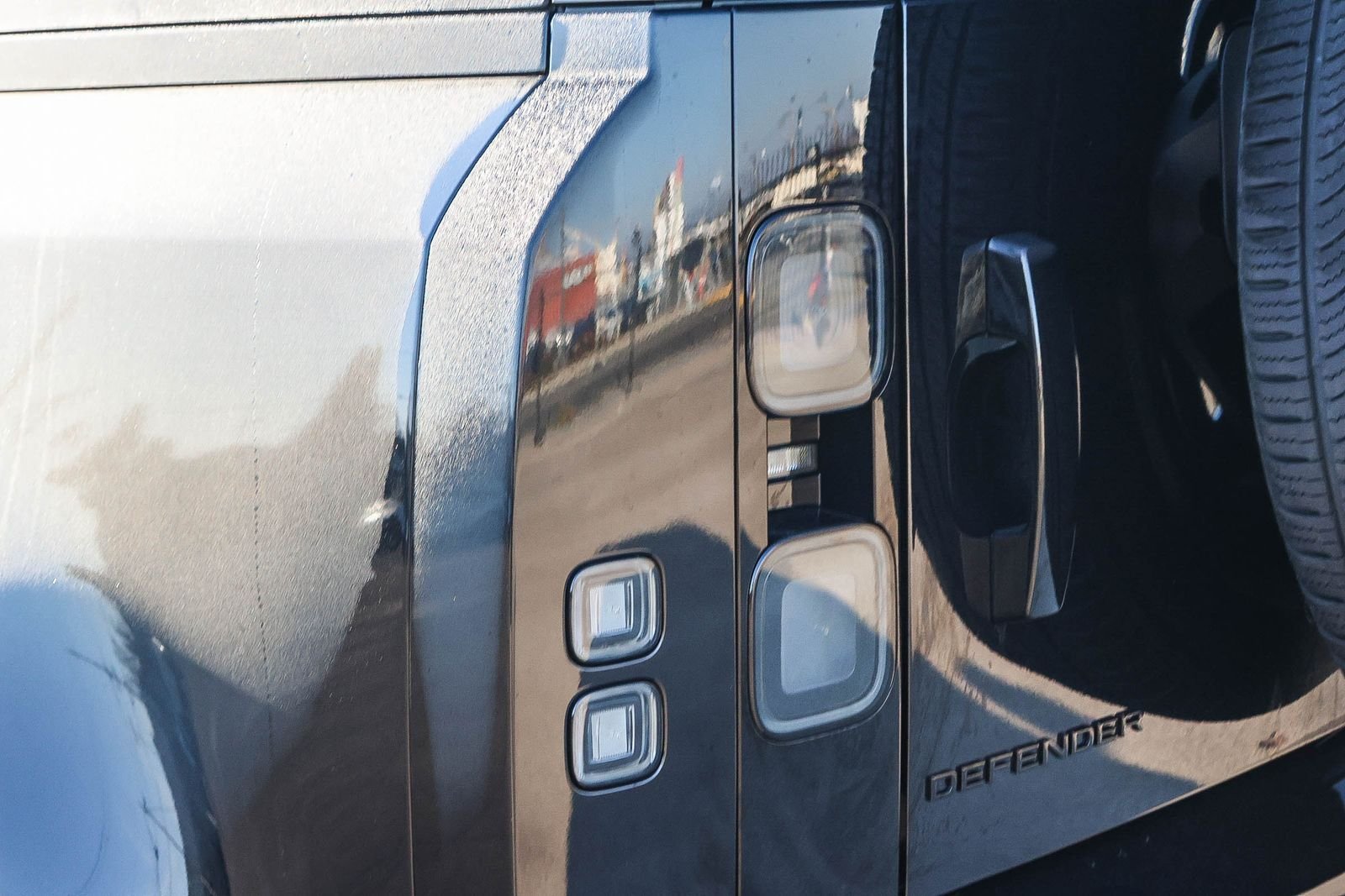 2026 Land Rover Defender X - Photo 10