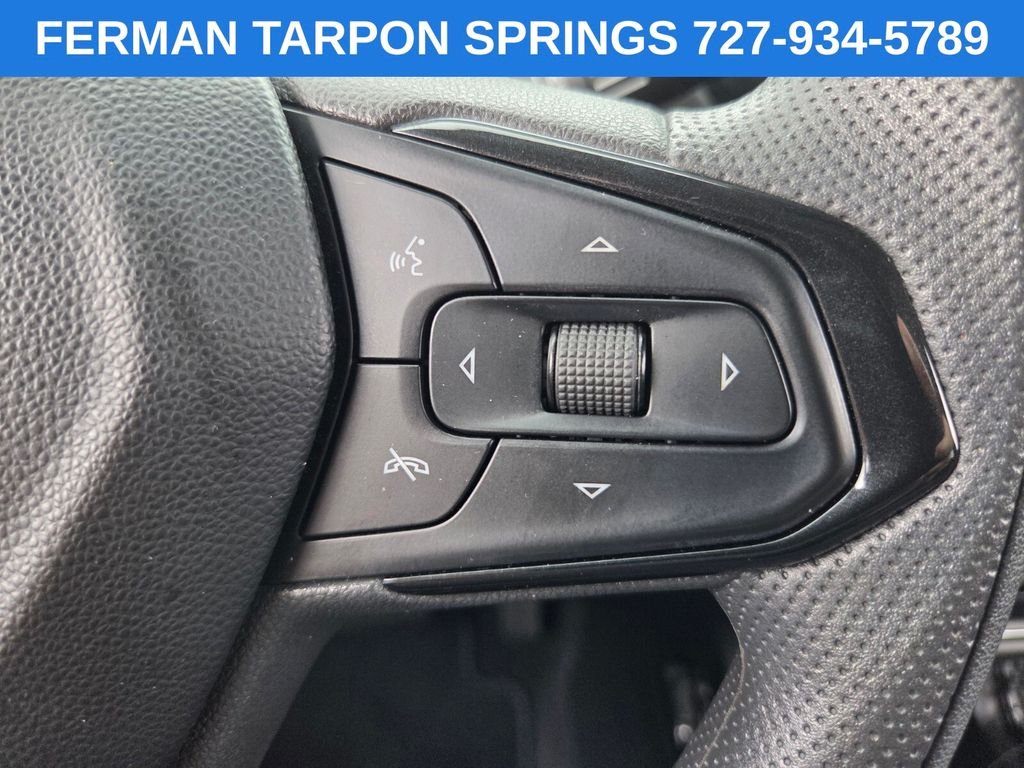 Used 2022 White Chevrolet LT image 32