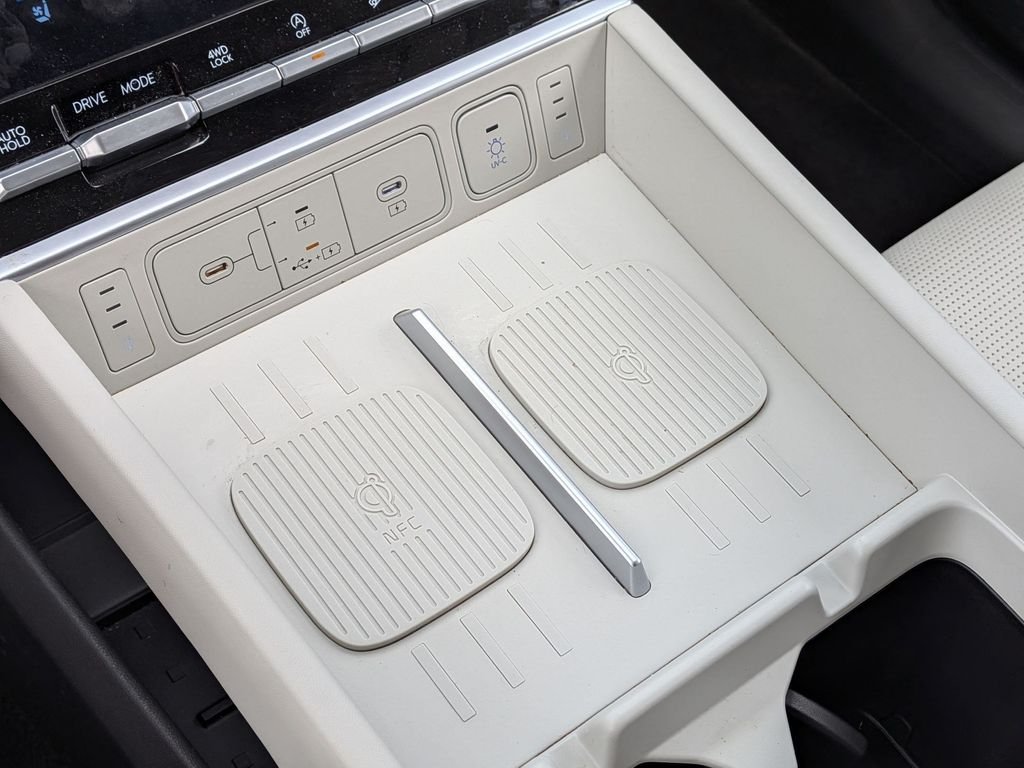 Certified Used 2025 Silver Hyundai Calligraphy image 22